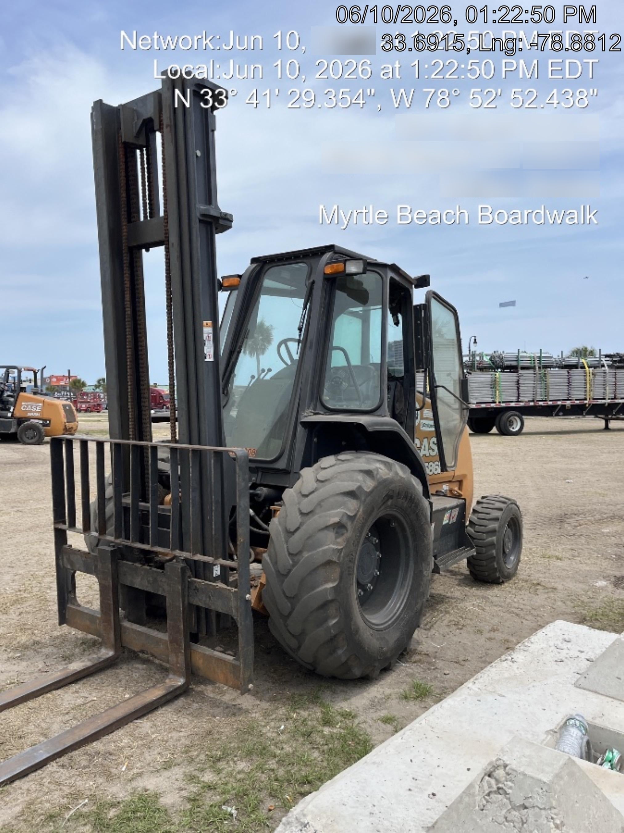 2021 CASE 586H