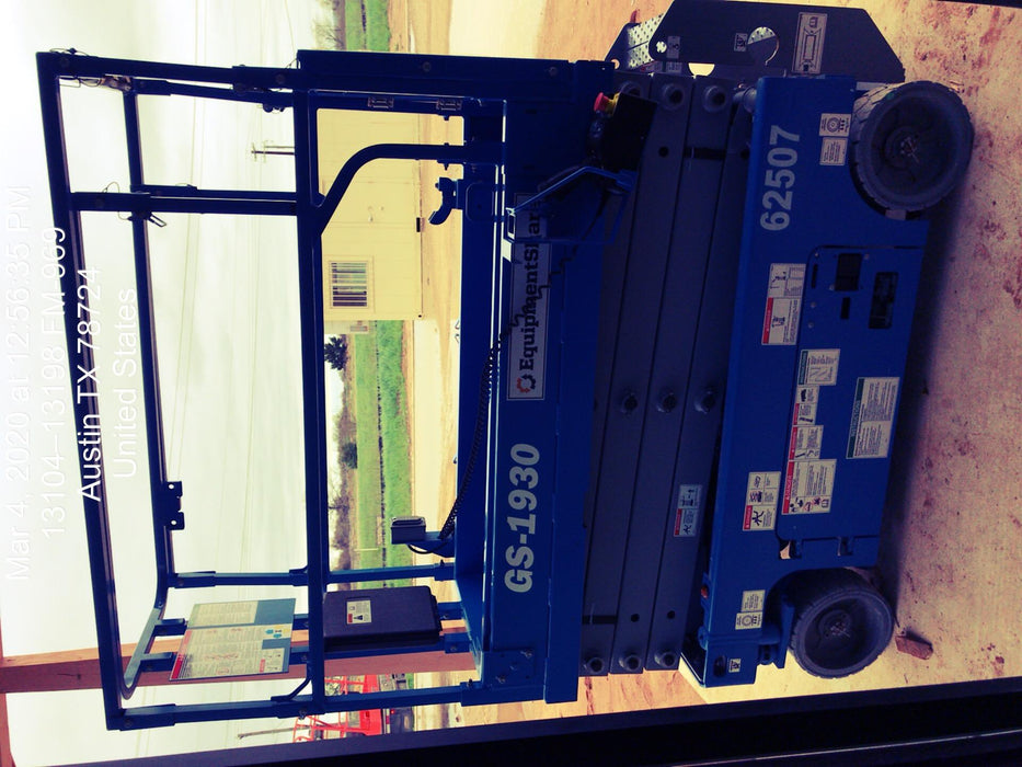 2020 Genie GS-1930 Solid Non Marking Tires, Beacon, Folding rails with half height swing gate