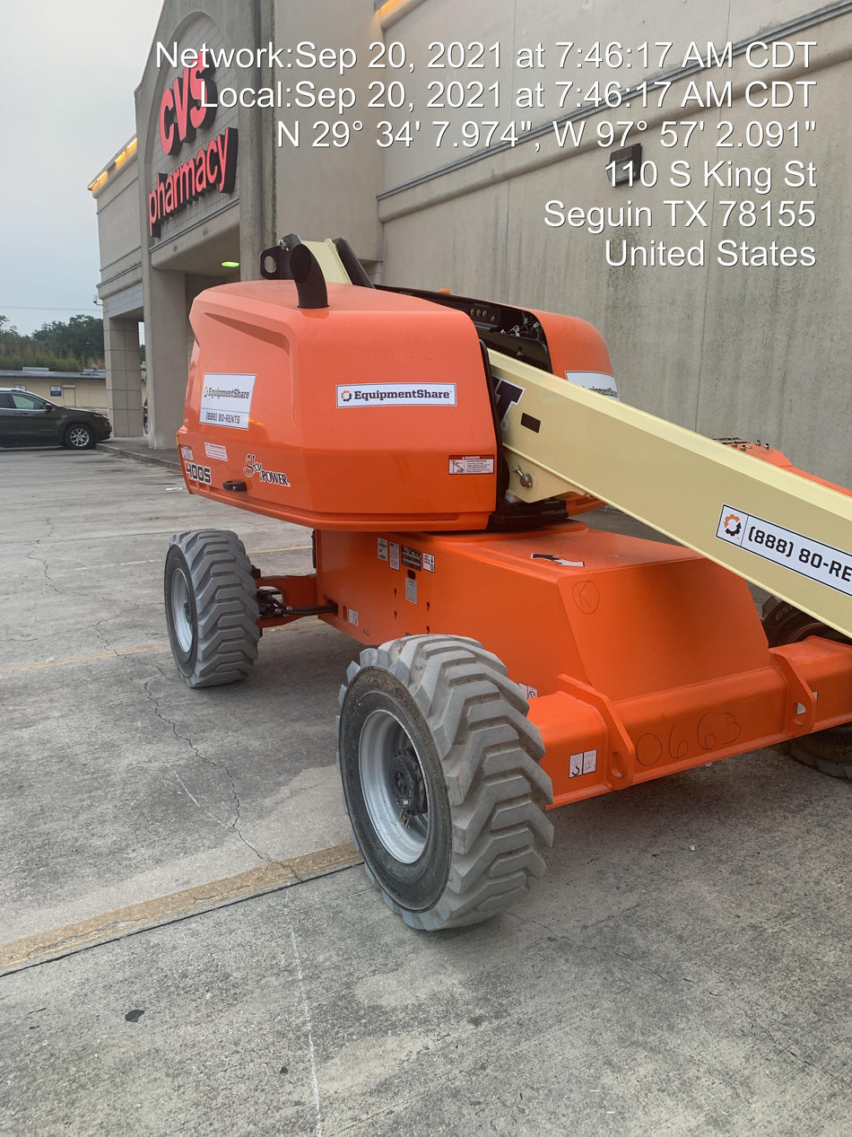 2021 JLG 400S