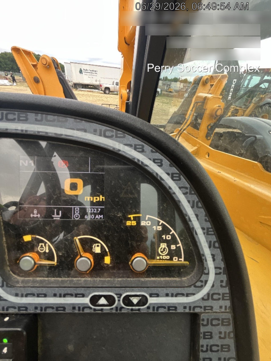 2020 JCB 510-56