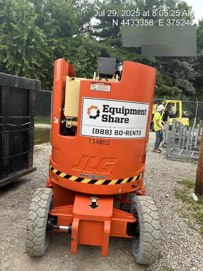 2021 JLG E300AJP