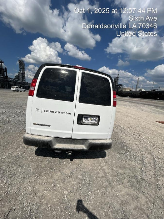 2025 CHEVROLET Express Van - Rental