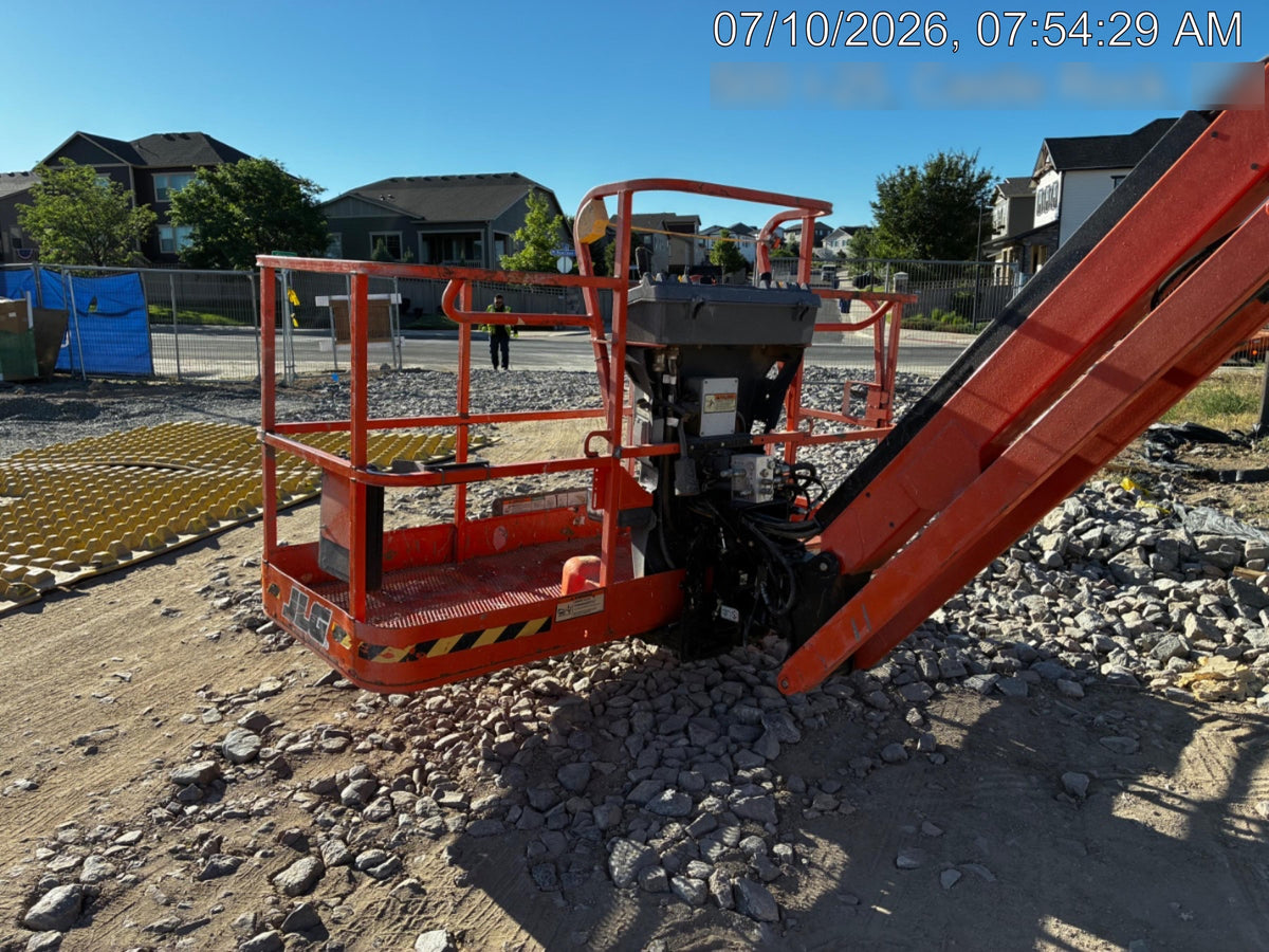 2022 JLG 660SJ
