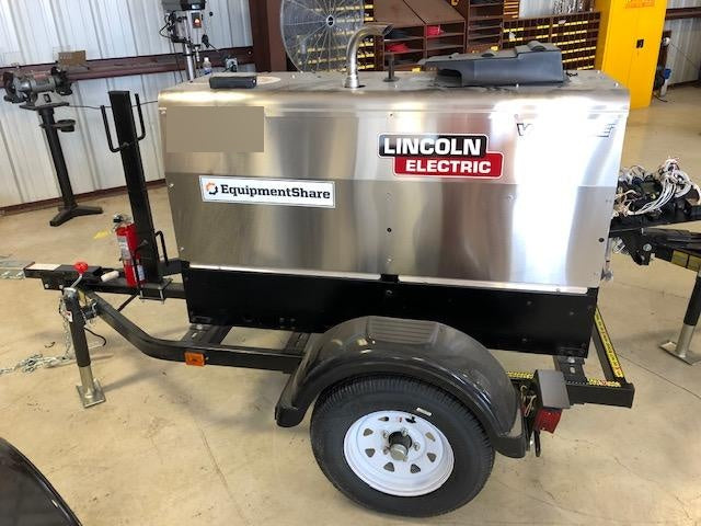 2019 Lincoln Electric Vantage 322 Welder Ready-Pak 3, Two wheel trailer, Fender and Light kit, Cable Rack