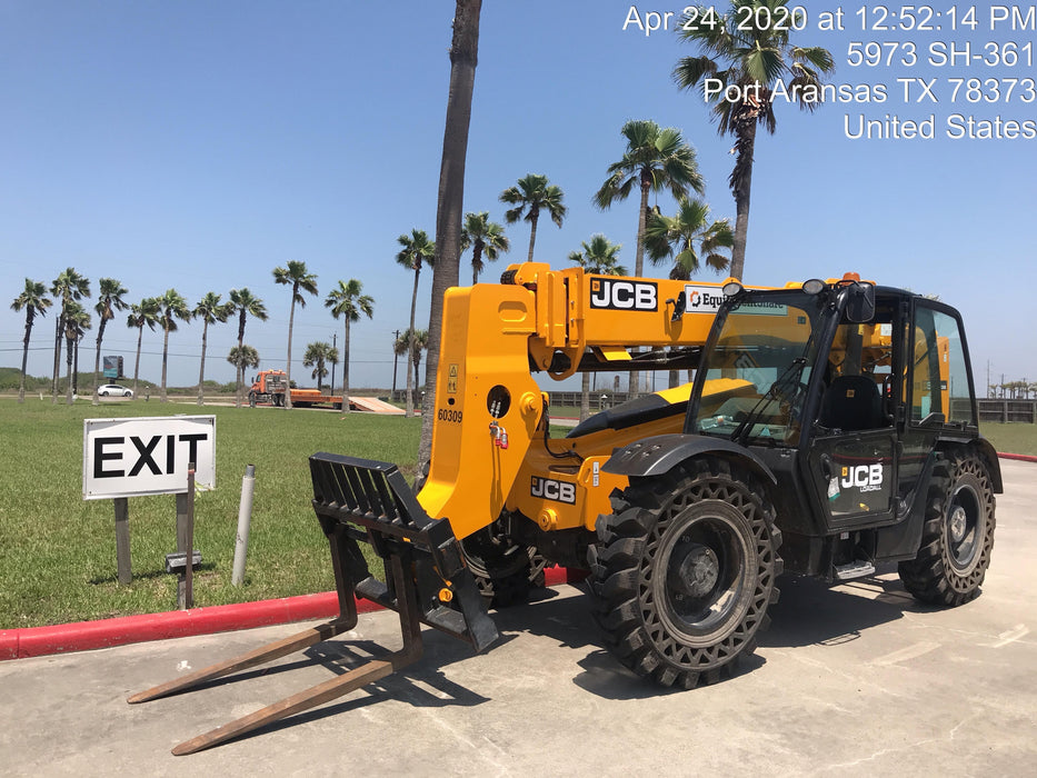 2020 JCB 506-36 Cab/Heat/Air, 74 HP, Solid Tires, STD Worklight, Beacon, Aux Hydraulics, Lifting Eye, Back up Alarm w/48" Carriage/48" Forks