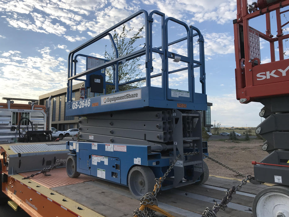 2019 Genie GS-2646 folding rails with full height swing gate