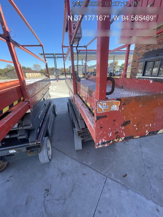 2016 Skyjack SJIII-3226 26' Electric Scissor Lift
