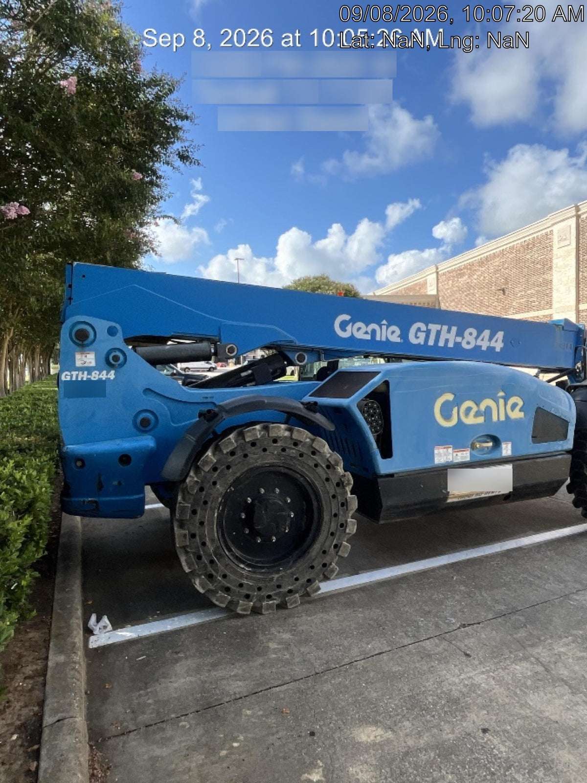 2019 Genie GTH-844 Genie GTH-844 w/Enclosed Cab w/HVAC, Work Lights, Solid Tires, Beacon, 60" Carriage and Forks