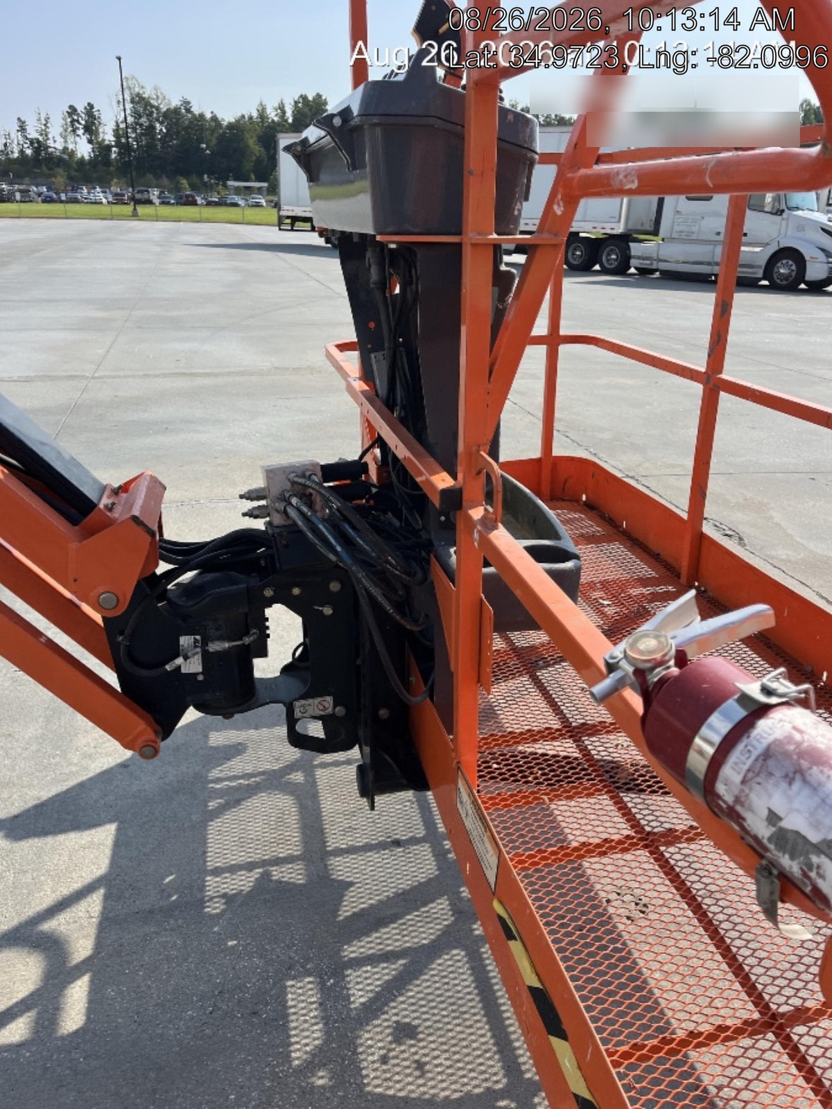 2022 JLG EC600SJ