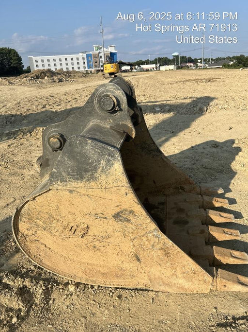 2025 JOHN DEERE 48" Bucket, Excavator 56,000 - 65,000 John Deere