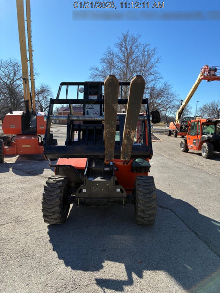 2025 JLG 519