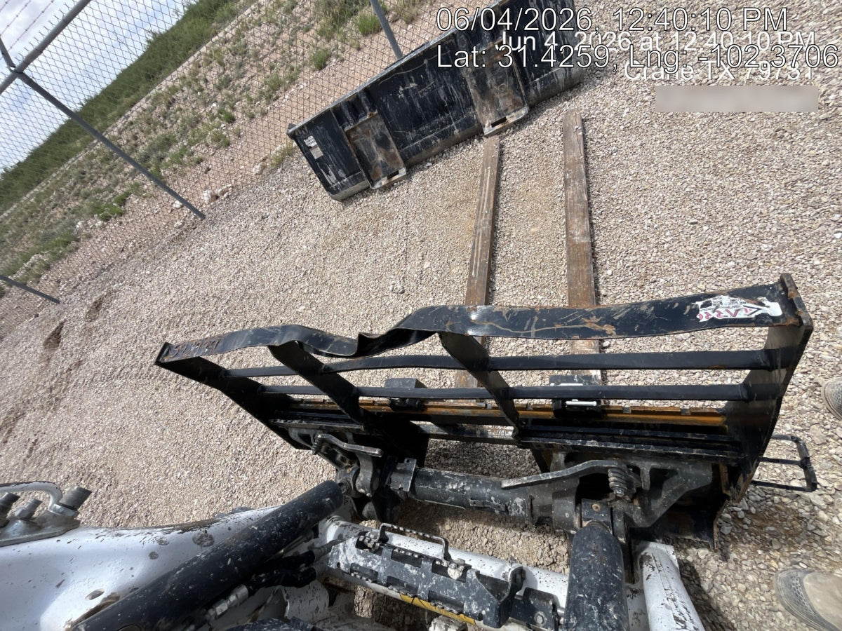 2025 ARROW MATERIAL HANDLING 24" Pallet Fork Frame