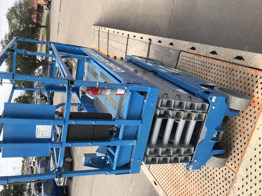 2017 Genie GS-3232 Genie GS3232 Narrow 32' Scissor Lift