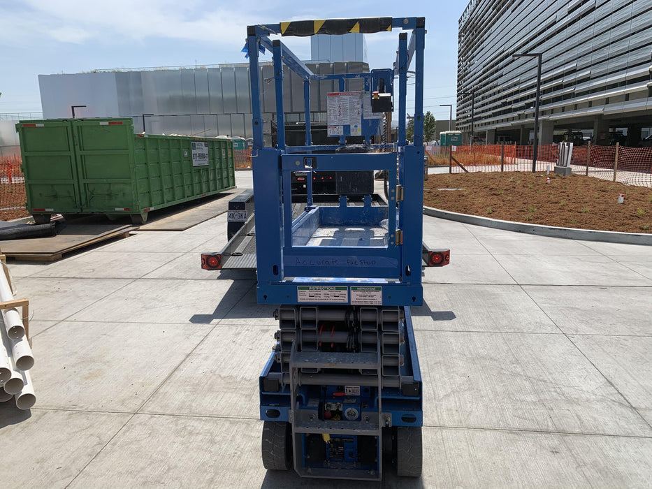 2020 Genie GS-1930 Solid Non Marking Tires, Beacon, Folding rails with half height swing gate, 800W Inverter