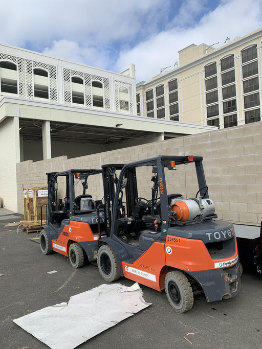 2022 TOYOTA 8FGU25 LP w/ Scale