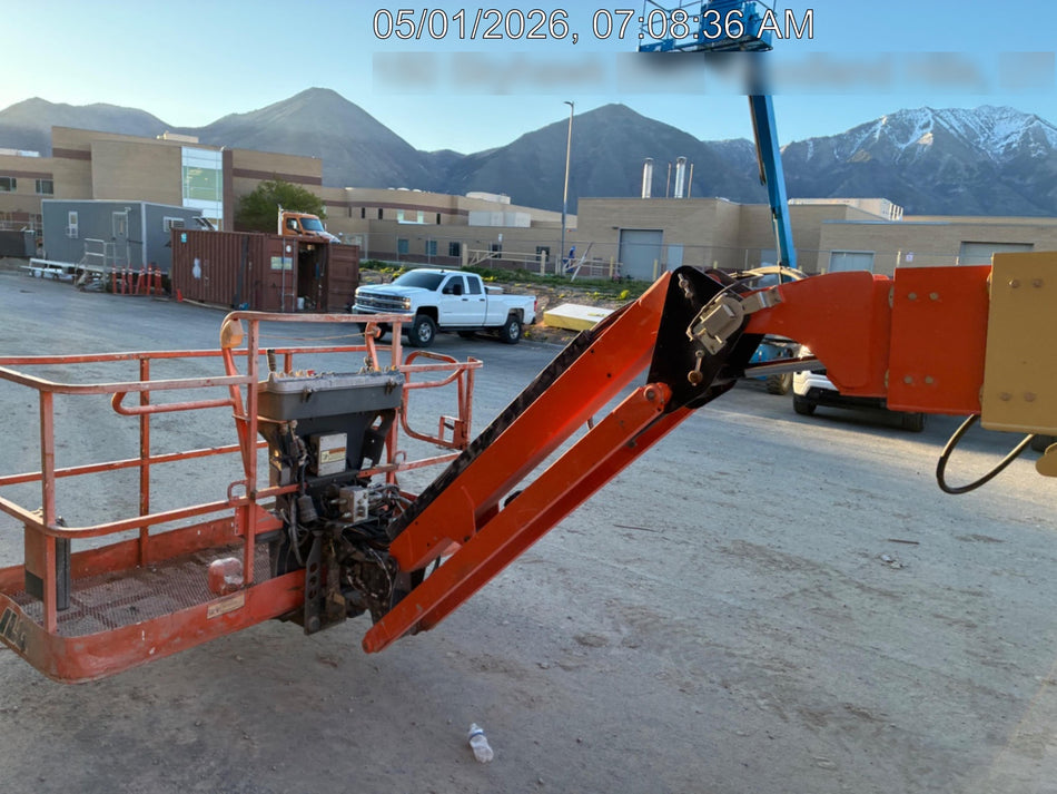 2020 JLG 660SJ