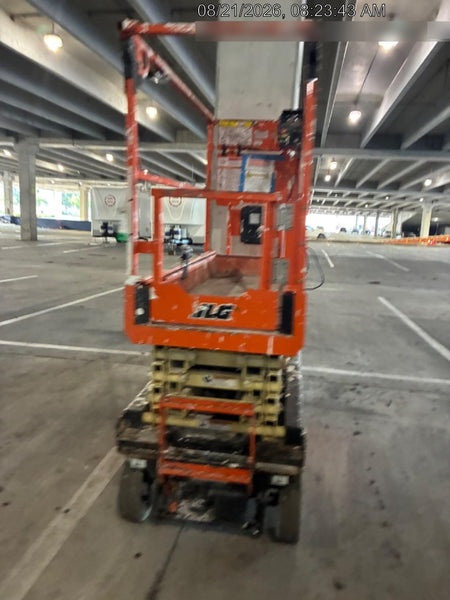 2023 JLG ES1932