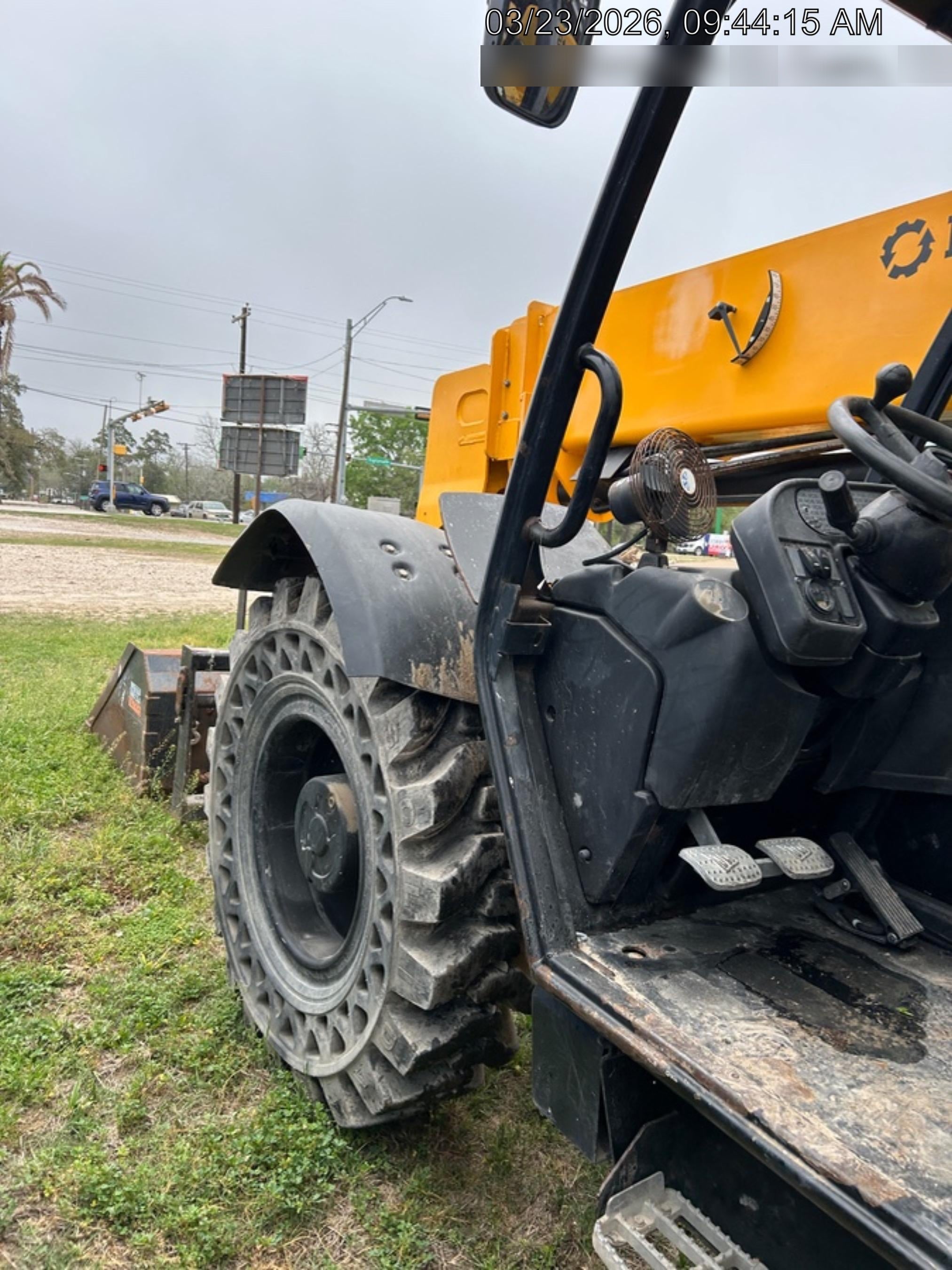 2023 JCB 509-42