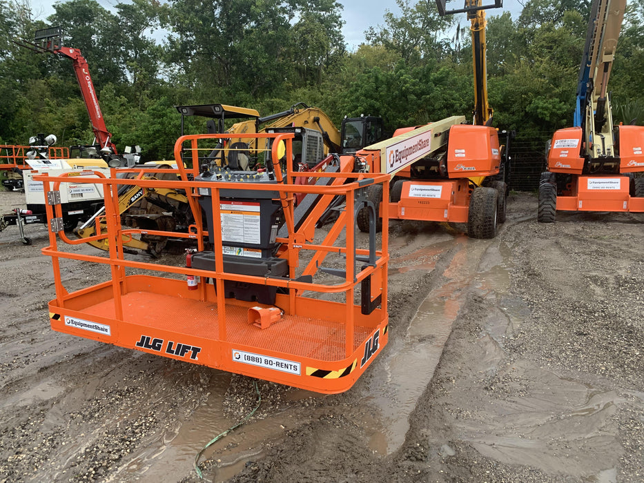 2021 JLG 660SJ