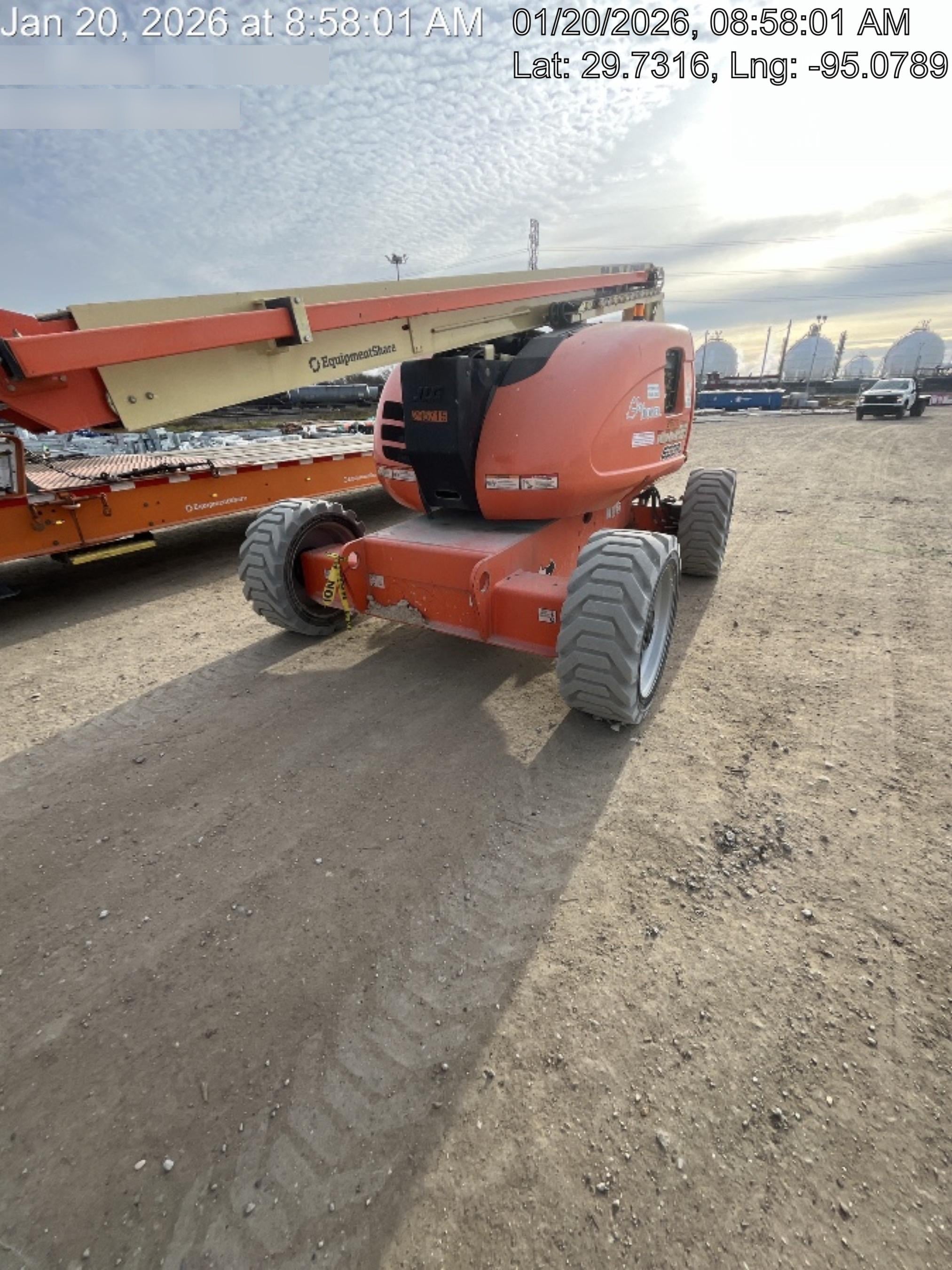2023 JLG 600AJ