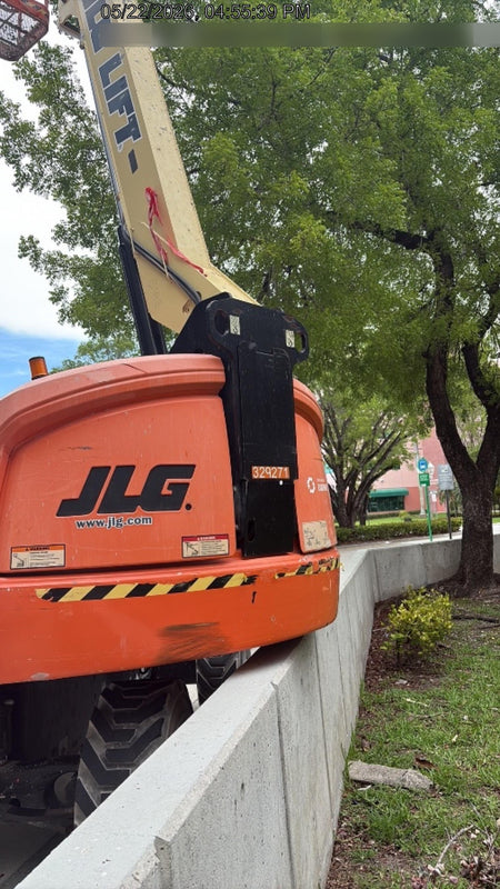 2023 JLG 460SJ
