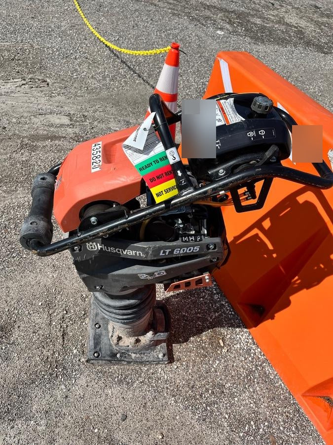 2024 HUSQVARNA LT6005