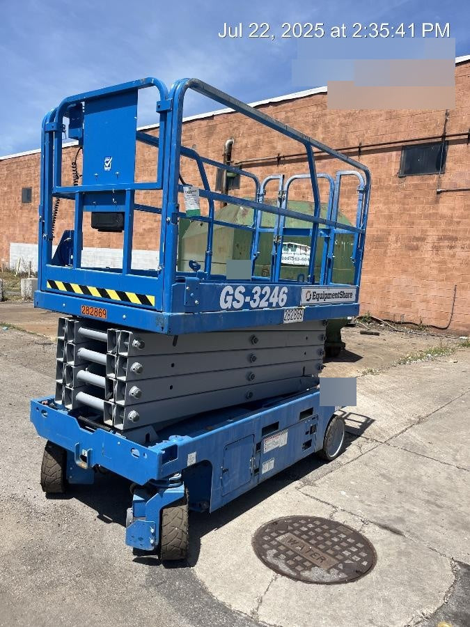 2022 GENIE GS-3246