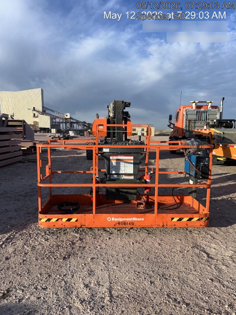 2025 JLG 860SJ