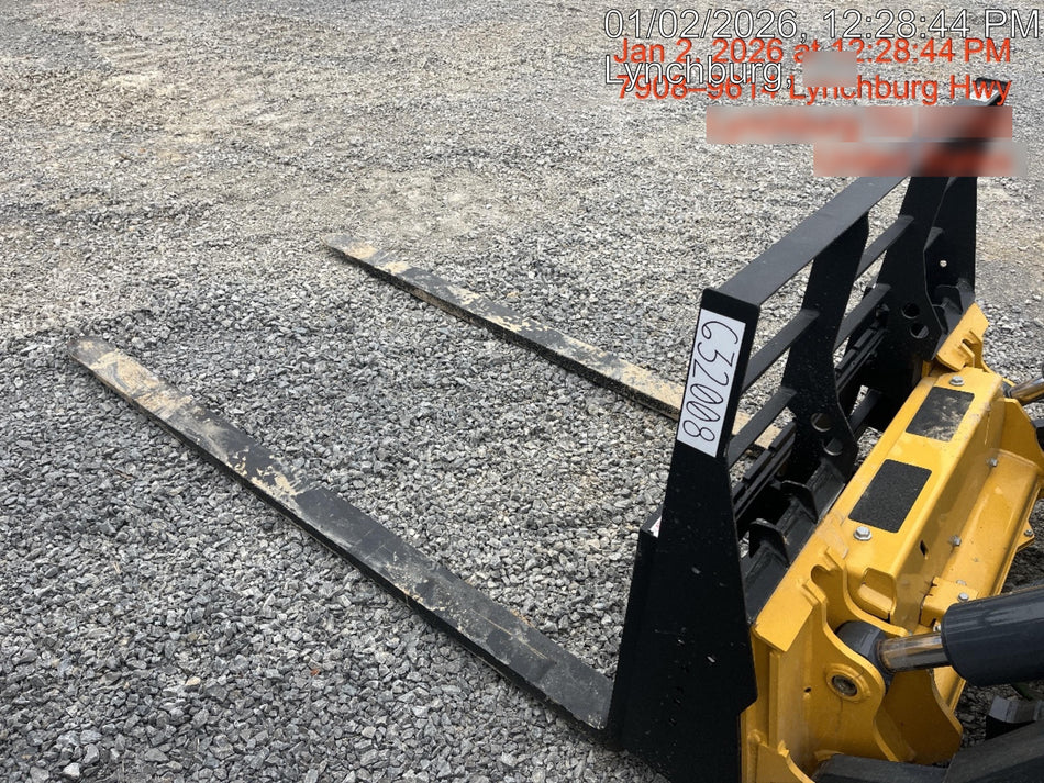 2025 ARROW MATERIAL HANDLING 72" Pallet Forks - Arrow