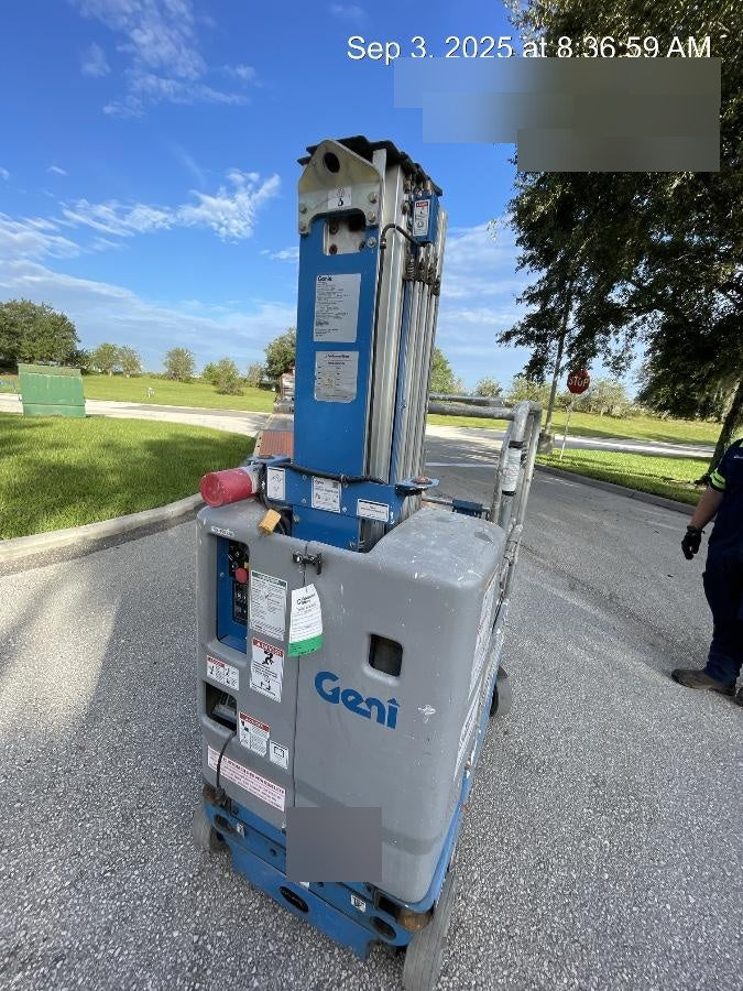 2019 GENIE GR-20