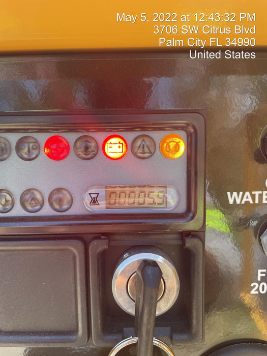 2022 Vac-Tron LP573XDT T4 Koehler Diesel Engine, 500 Gallon Debris Tank, x2 100 Gallon Water Tanks