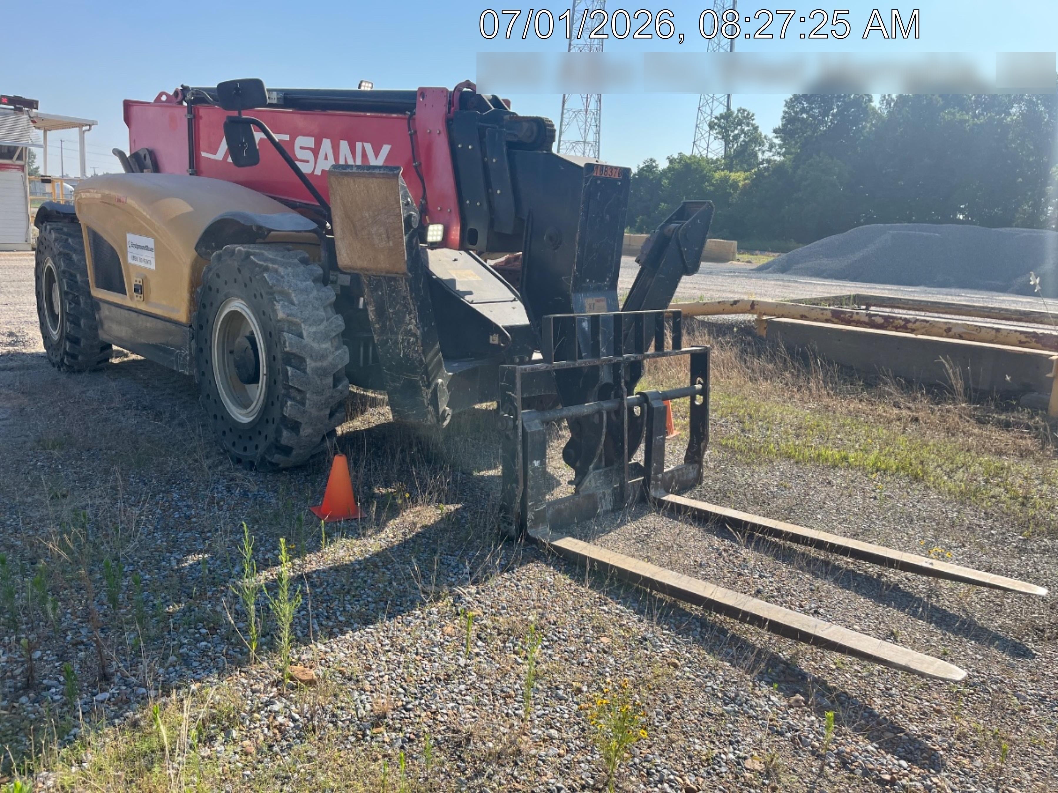 2020 SANY STH1056