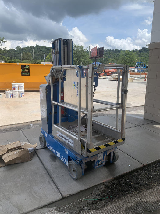 2020 GENIE GR-20