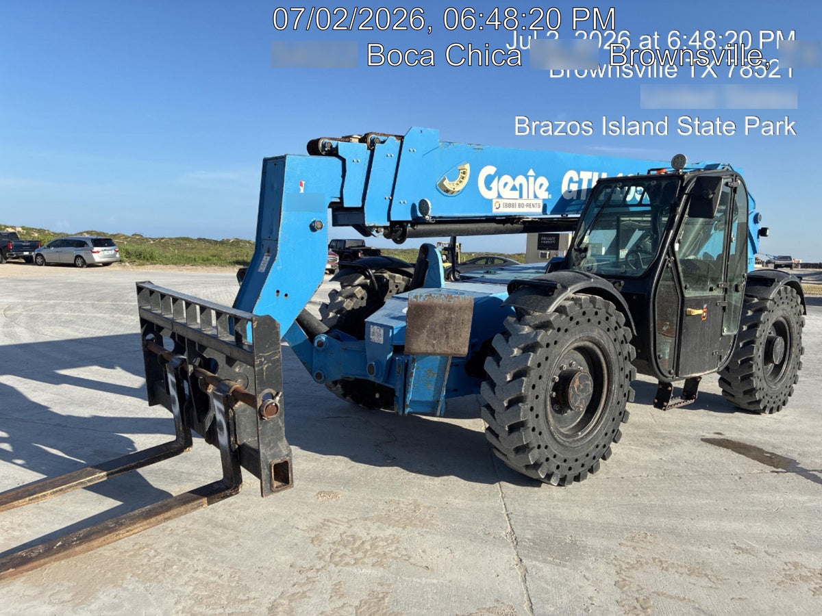 2018 Genie GTH-1056 Genie GTH-1056 w/CAB, Solid Tires, Work Lights, 60" carriage/forks, cab mesh, beacon
