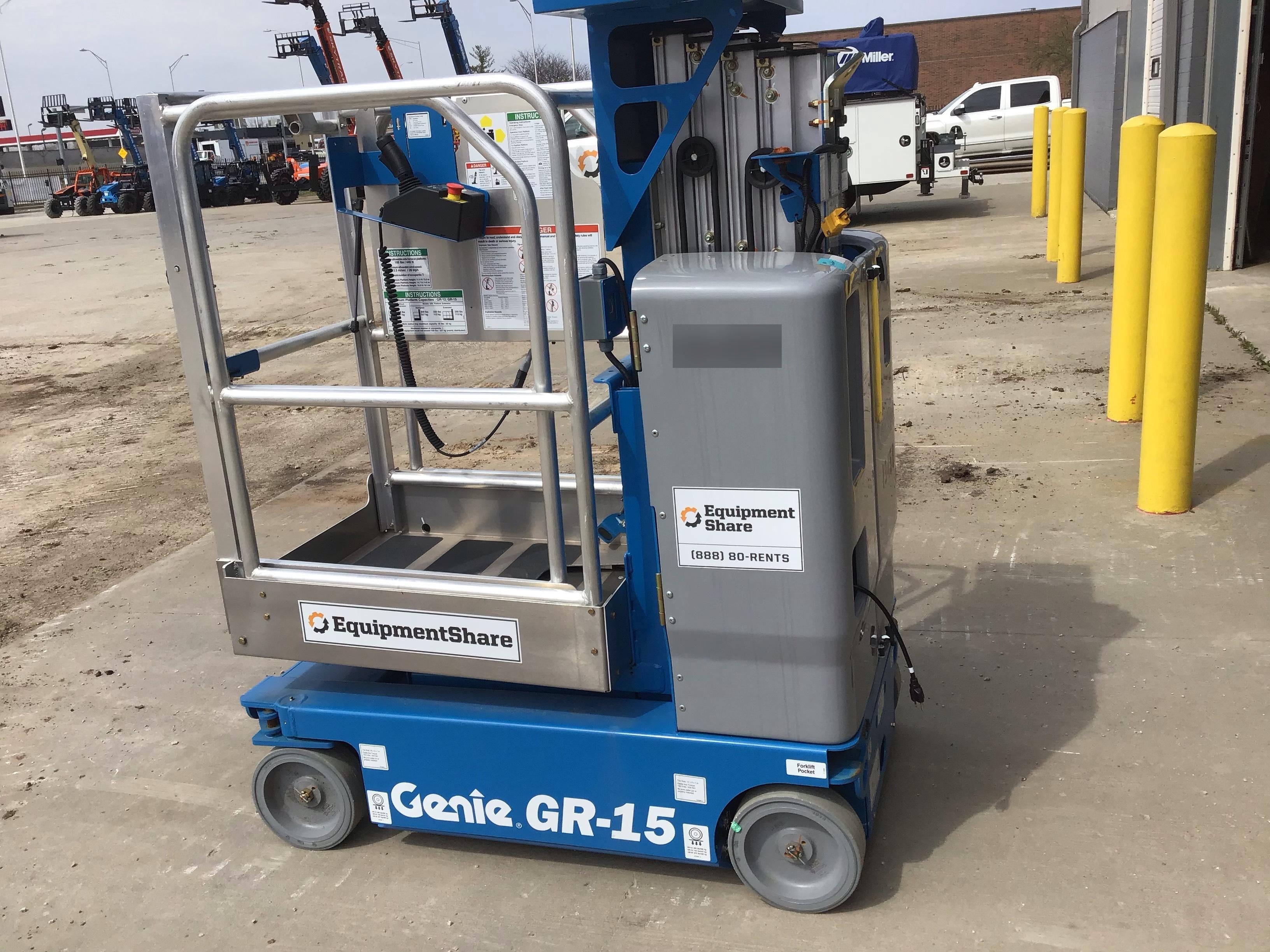 2018 GENIE GR-15