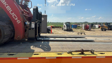 2025 VIRNIG 48" Pallet Forks - Virnig