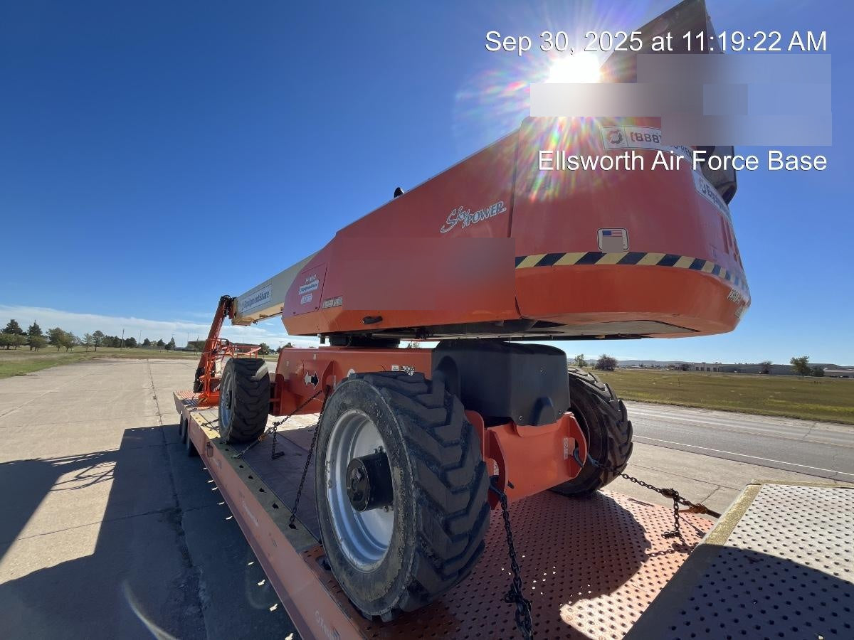 2022 JLG 1350SJP