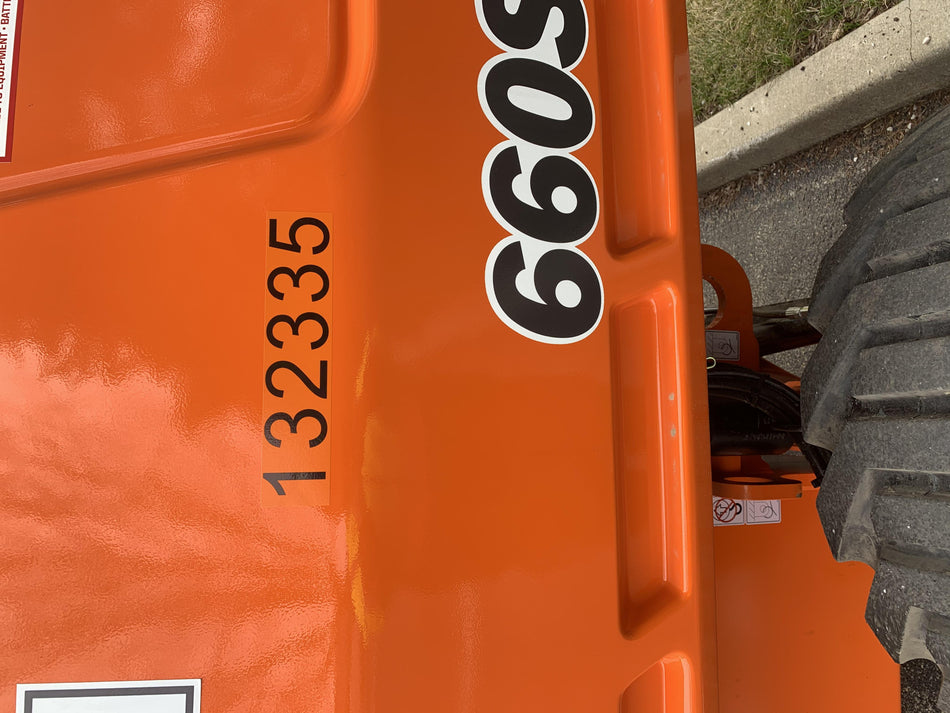 2021 JLG 660SJ