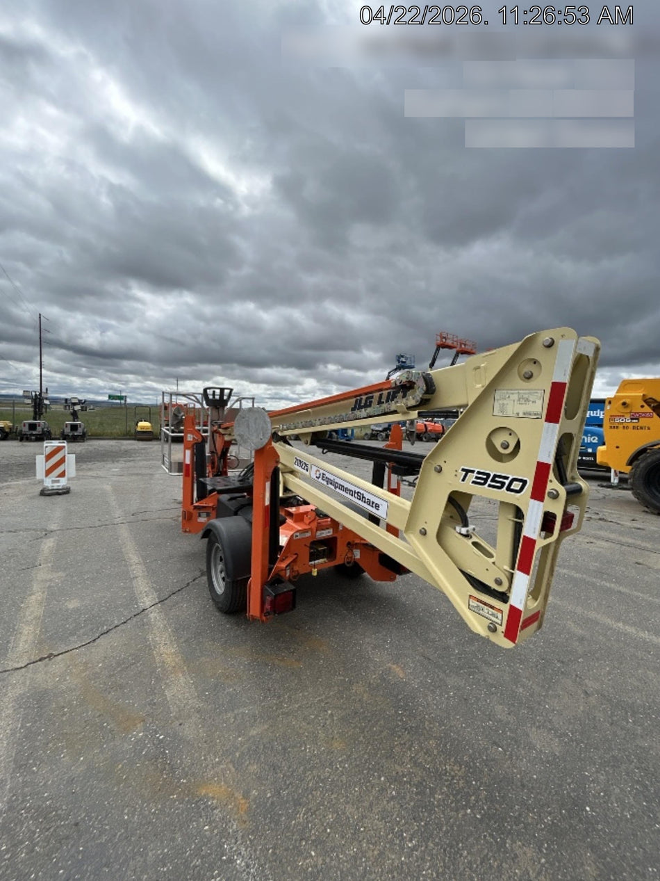 2022 JLG T350