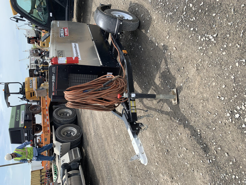2019 Lincoln Electric Vantage 322 Welder Ready-Pak 3, Two wheel trailer, Fender and Light kit, Cable Rack