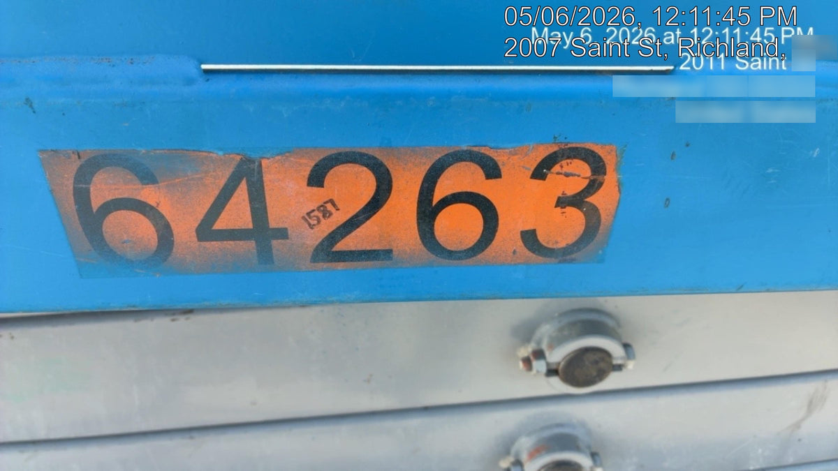 2020 Genie GS-1930 Solid Non Marking Tires, Beacon, Folding rails with half height swing gate, 800W Inverter
