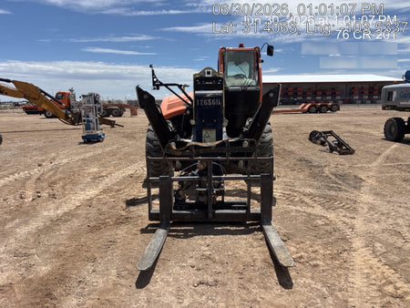 2021 JLG 1075