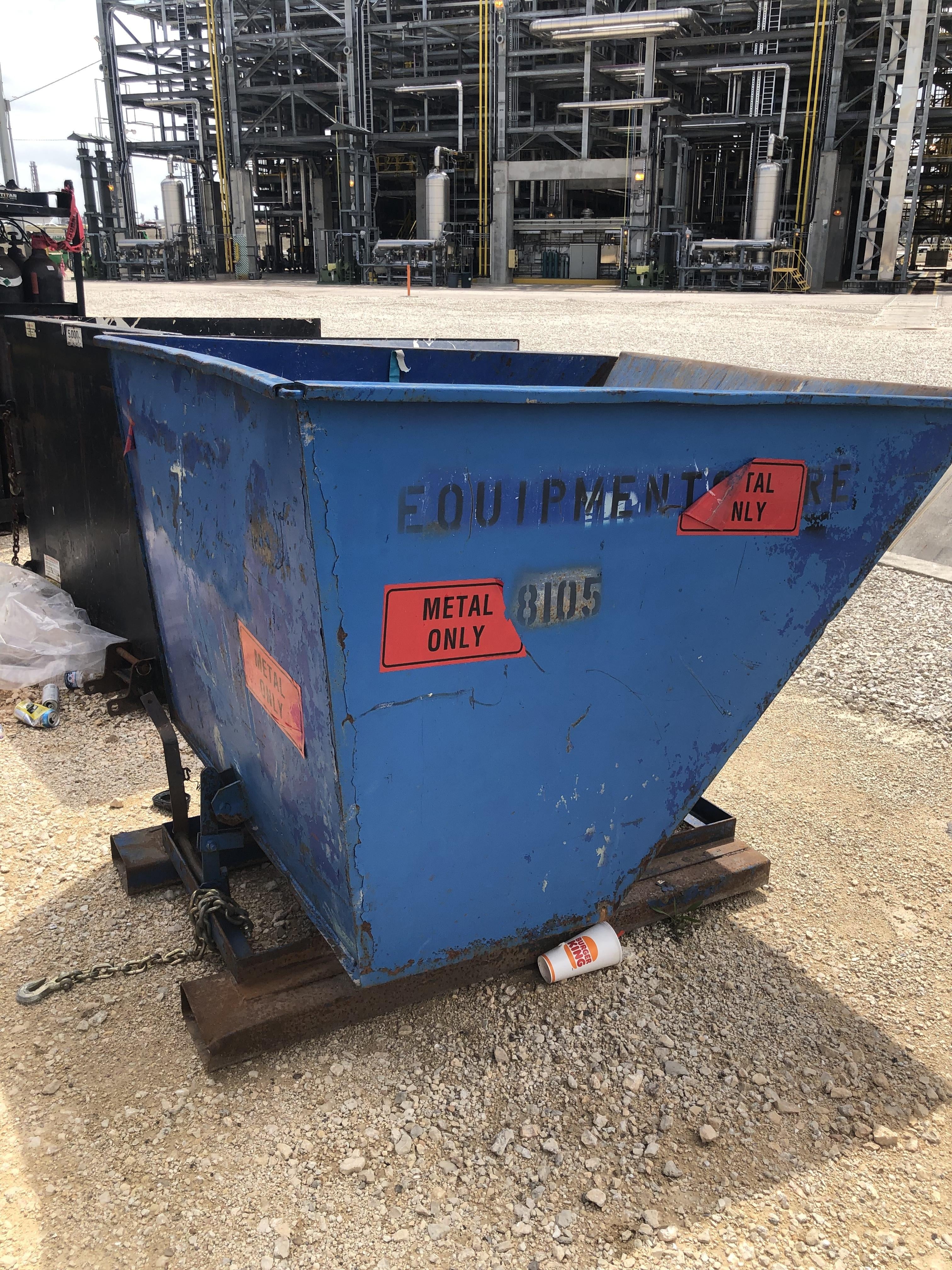 2019 UPRIGHT Forklift Hopper