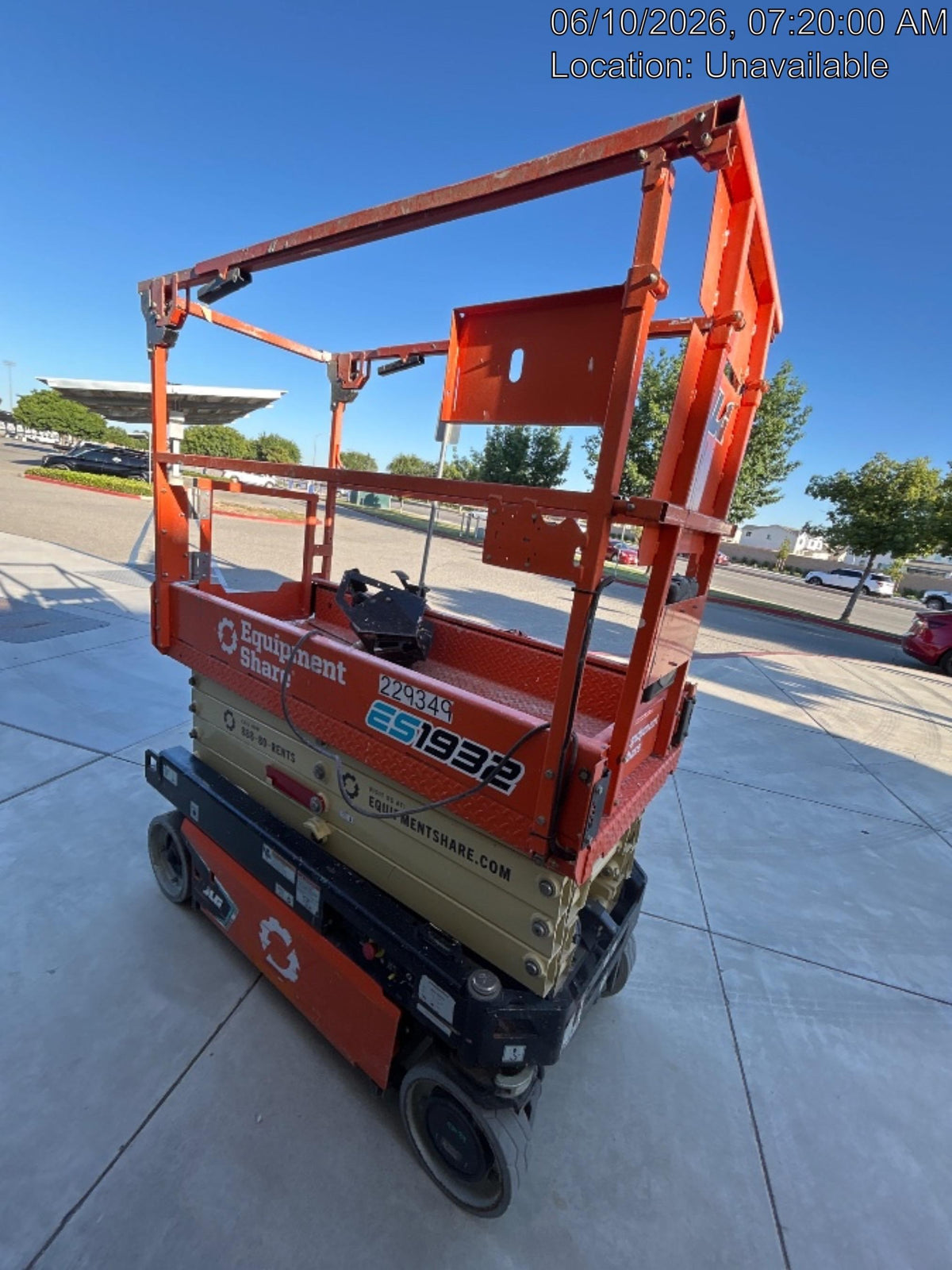 2022 JLG ES1932