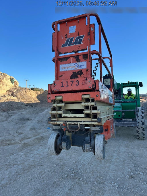 2016 JLG 1930ES