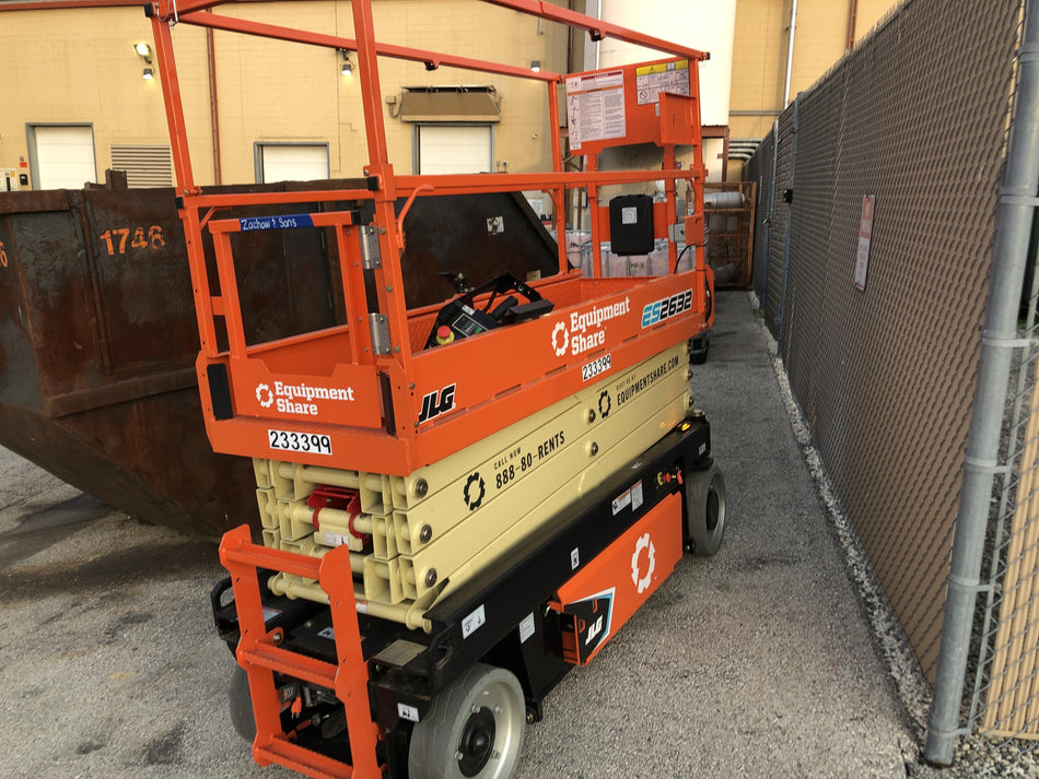 2022 JLG ES2632