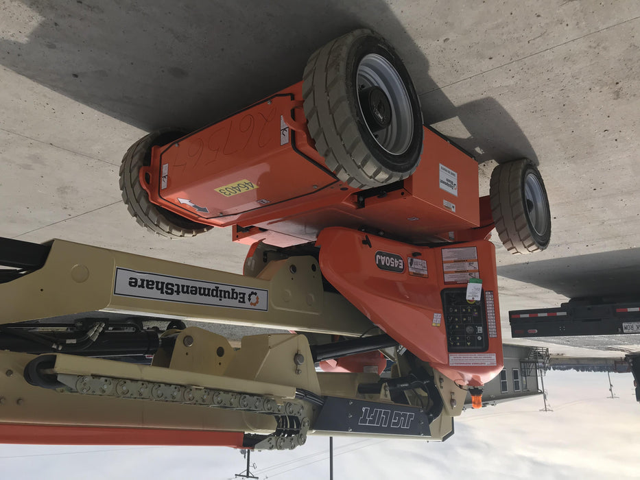2019 JLG E450AJ