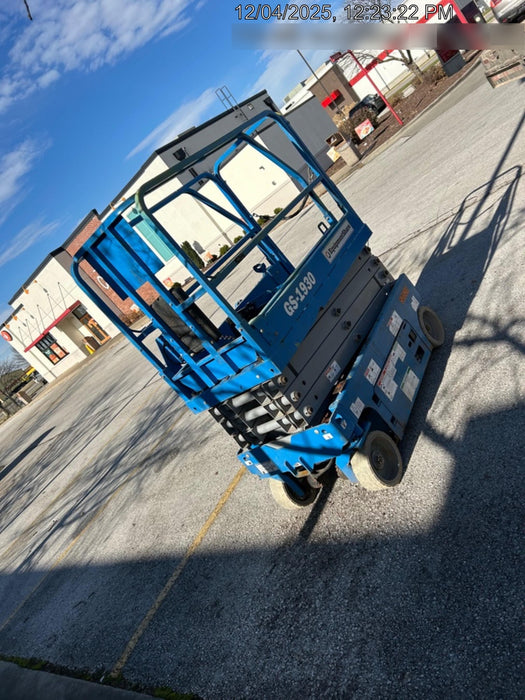 2019 Genie GS-1930 Fixed Rails with Chain Entry