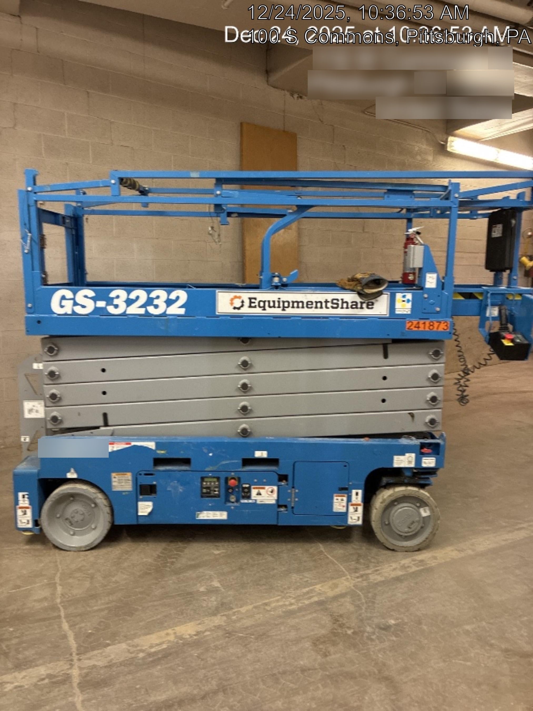 2022 GENIE GS-3232