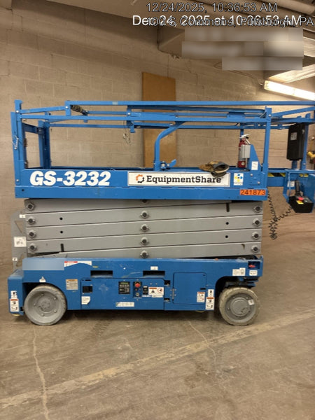 2022 GENIE GS-3232